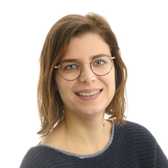 Anne_Kopf.jpg  