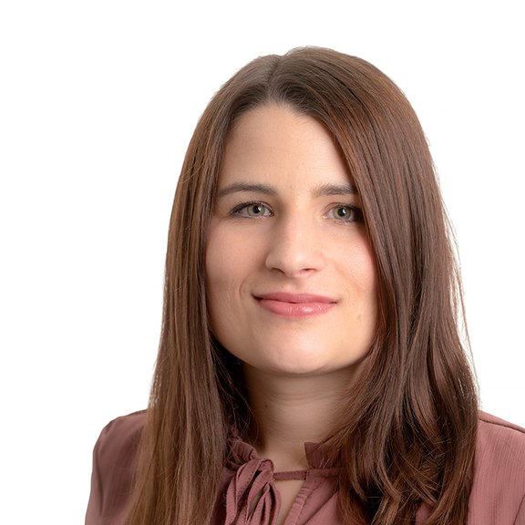 Nadja_Weber_Ansprechpartnerin_Presse.jpg  